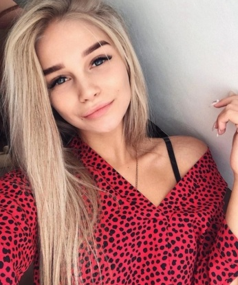 Анжела, 1999 лет, 3 размер груди